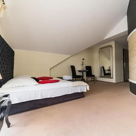 Kro Dworek Rajska Gora