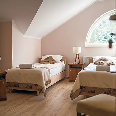 Dworek Rajska Gora 3*