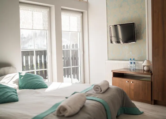 אורחן Dworek Rajska Gora ויירובו