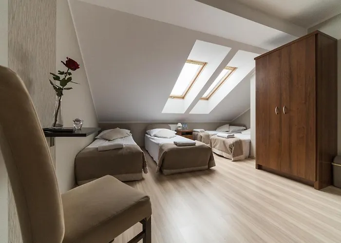 Dworek Rajska Gora אורחן ויירובו