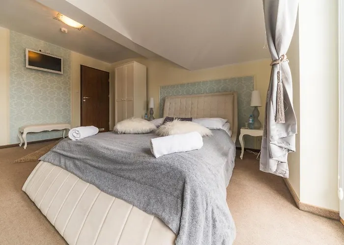 Dworek Rajska Gora אורחן