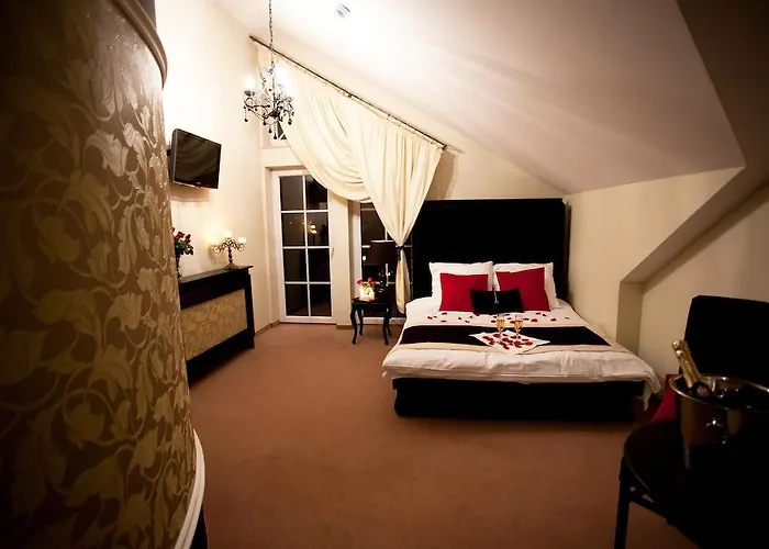 Dworek Rajska Gora 3* ויירובו